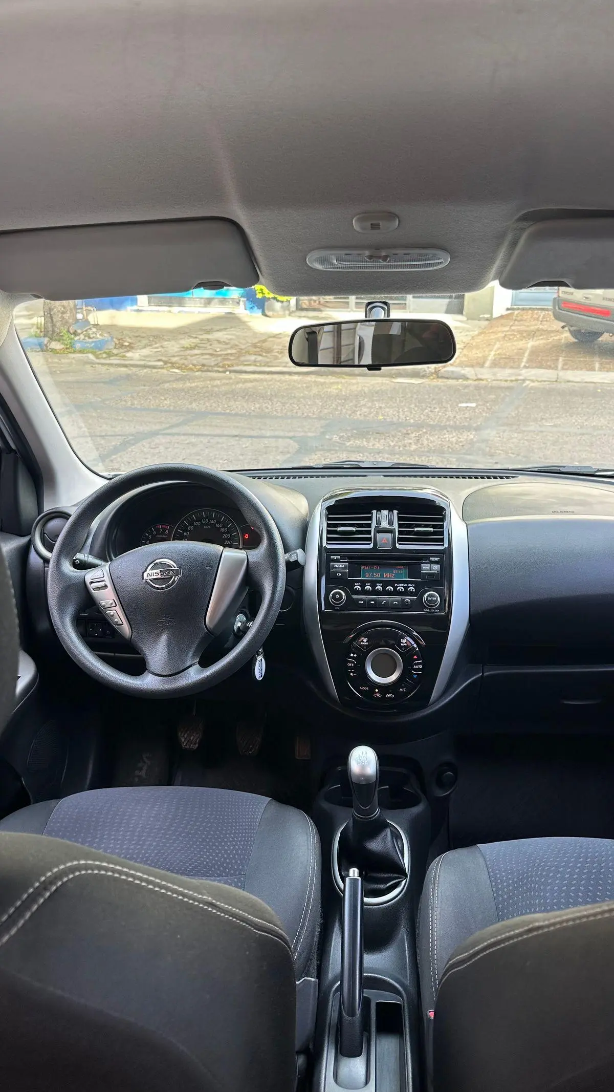 Nissan March 1.6 Advance Pure Drive  2018 - foto 5