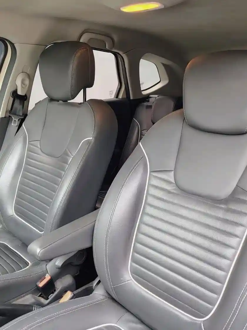 Renault Captur 1.6 Intens Cvt  2018 - foto 2