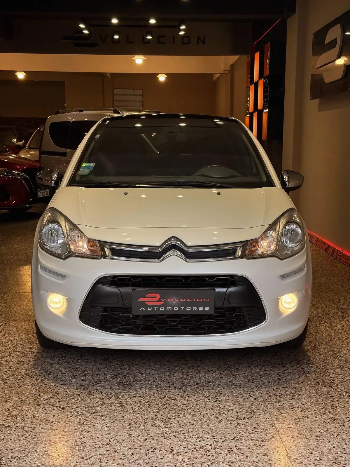 Citroen C 3 1.6 Vti Shine Aut  2019 - foto 2