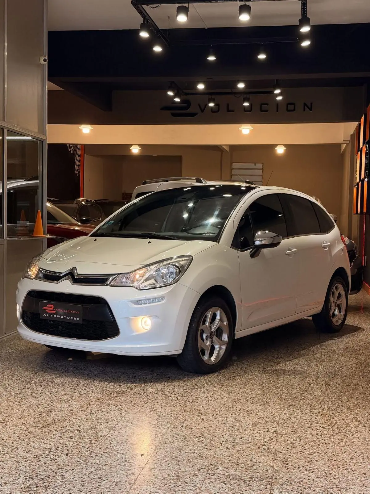 Citroen C 3 1.6 Vti Shine Aut  2019 - foto 4