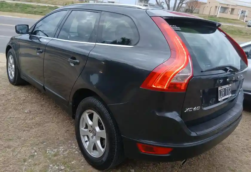 Volvo Xc 60 3.0 T6 Plus Aut  2013 - foto 3