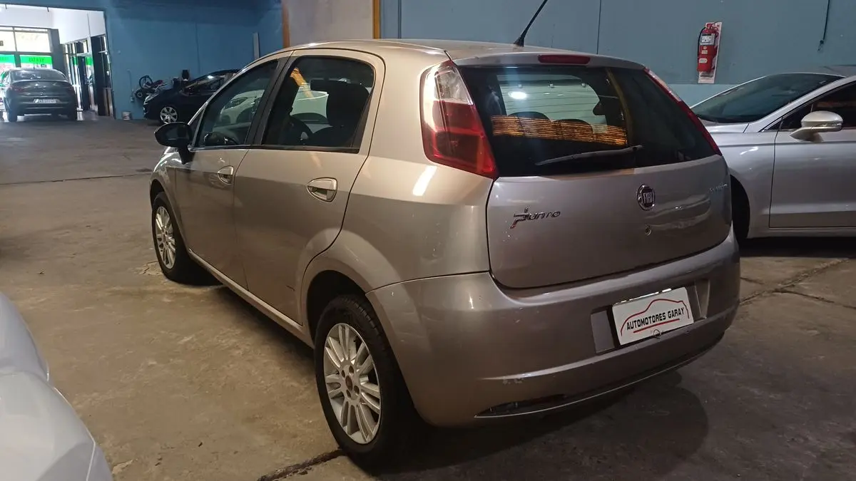 Fiat Punto 1.4 Elx  2011 - foto 4