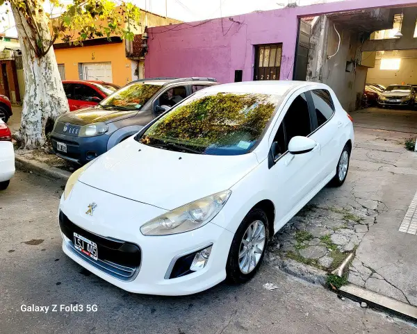 Peugeot 308 1.6 Active  2012 - foto 1