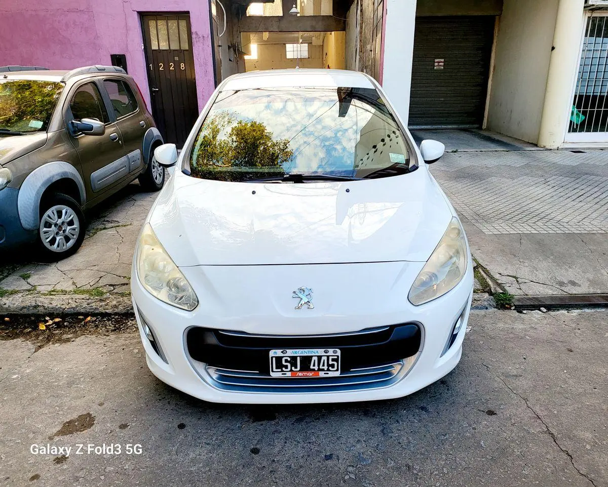 Peugeot 308 1.6 Active  2012 - foto 2
