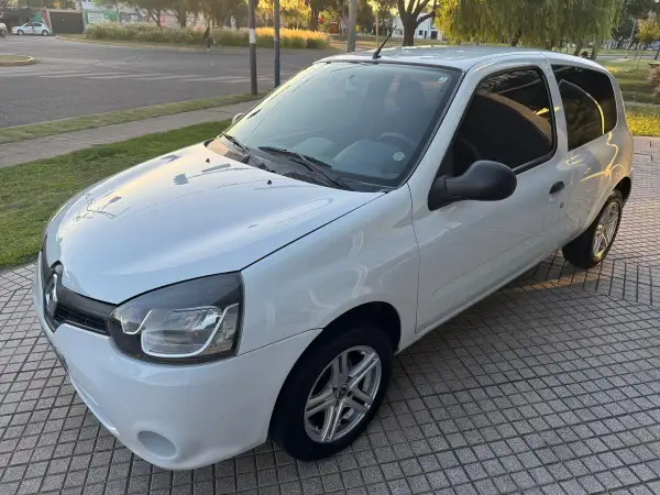 Renault Clio Mio 1.2 3 P Confort Pack  2015 - foto 1
