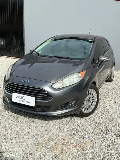 Ford Fiesta  1.6 5P Titanium       (Kd)  2013 - foto 1