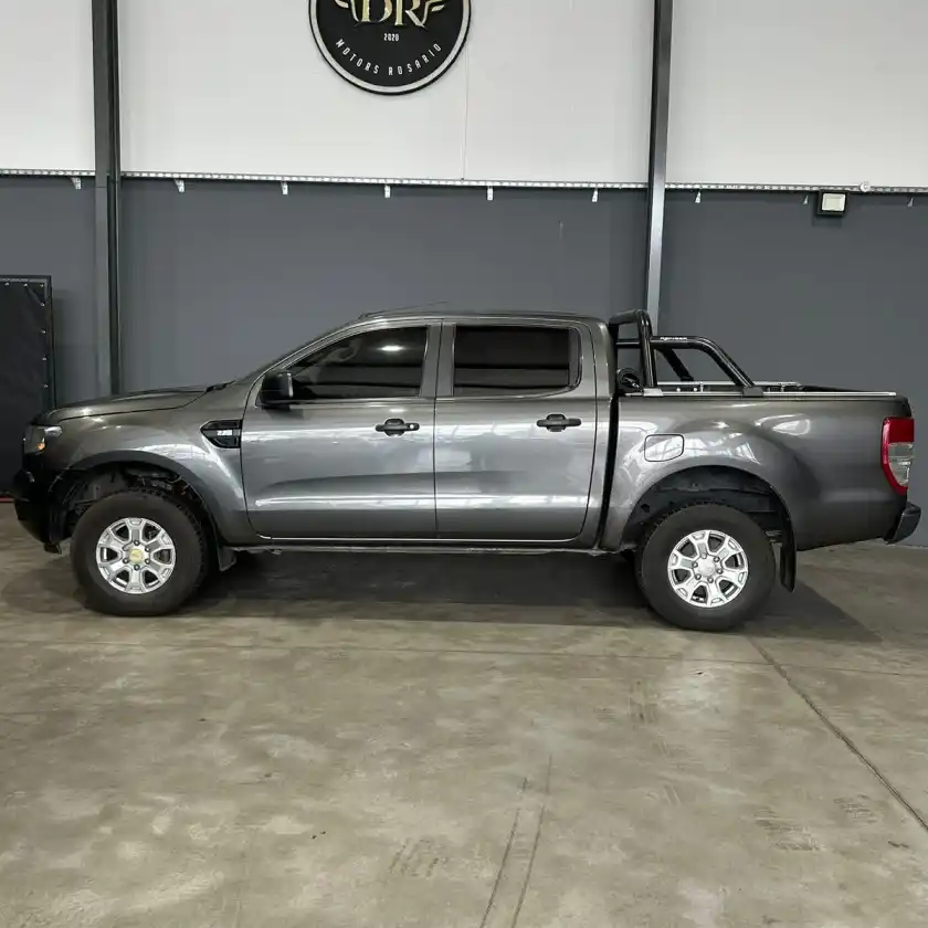 Ford Ranger 2.2 Tdi Dc 4X2 L/16 Xl  2016 - foto 4