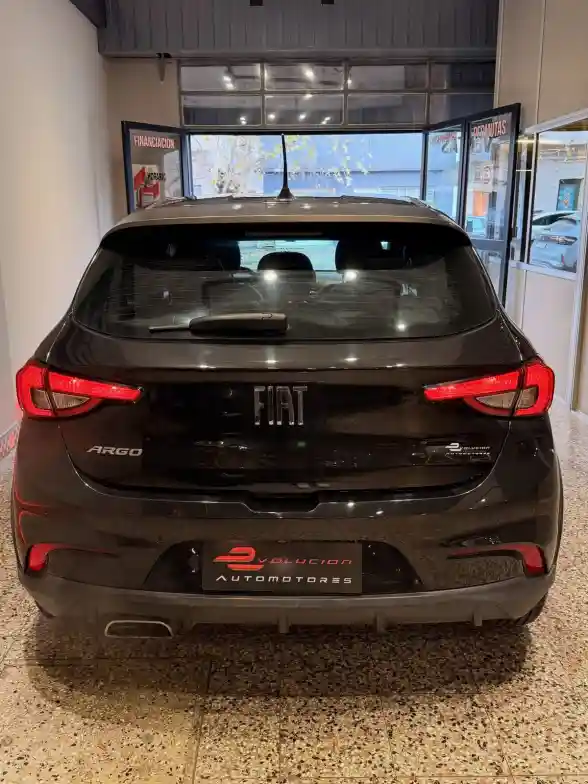 Fiat Argo 1.8 Hgt  2018 - foto 5
