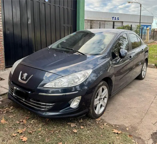 Peugeot 408 2.0 Allure + Nav  2013 - foto 1