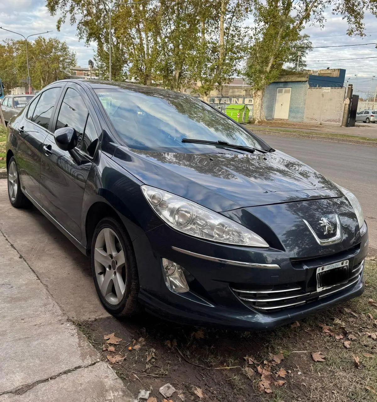 Peugeot 408 2.0 Allure + Nav  2013 - foto 2