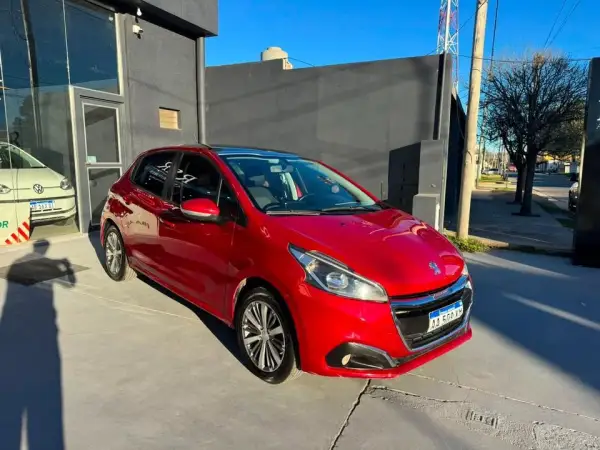 Peugeot 208 1.6 5P Allure  2016 - foto 1