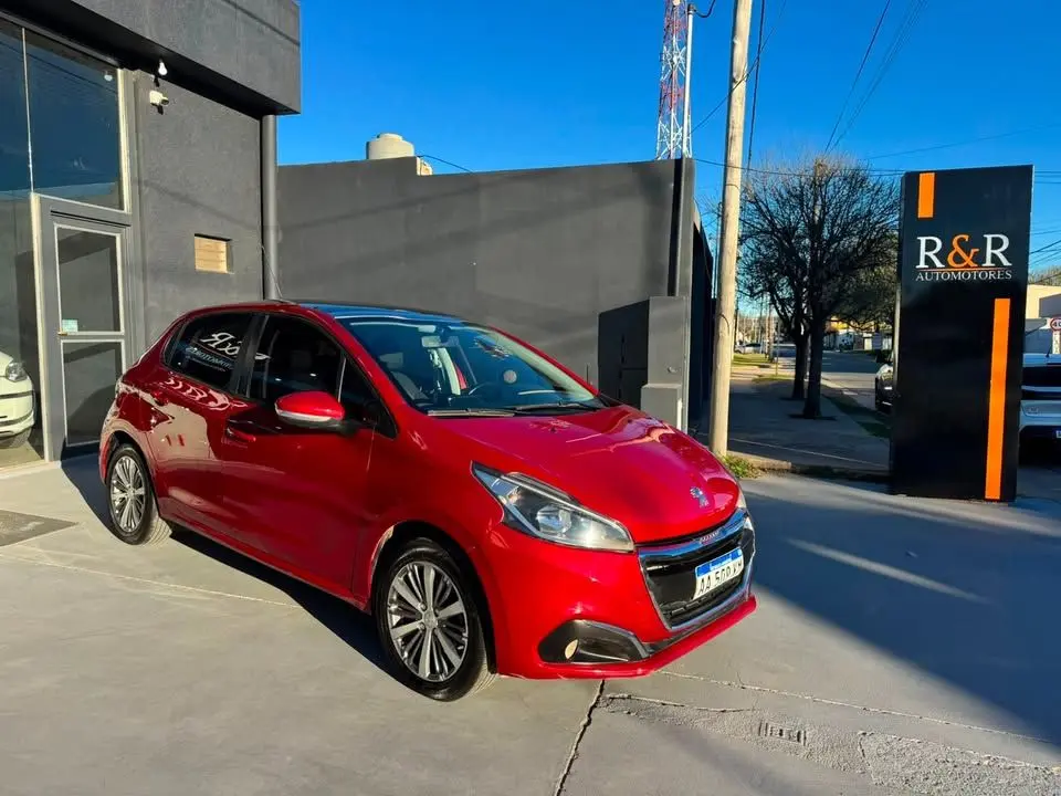 Peugeot 208 1.6 5P Allure  2016 - foto 2