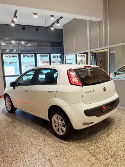 Fiat Punto 1.4 Attractive L/13  2014 - foto 2