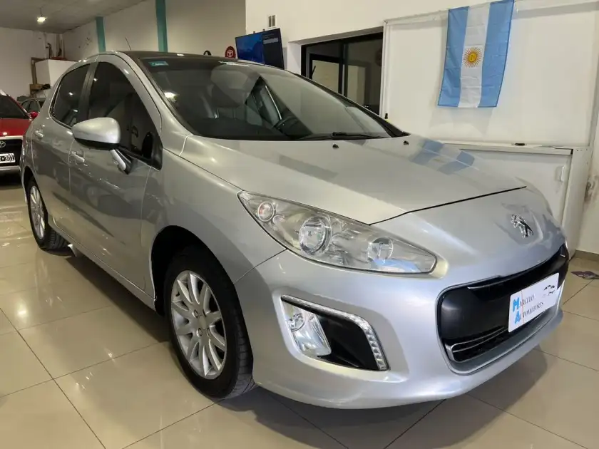Peugeot 308 1.6 Allure Nav  2013 - foto 1
