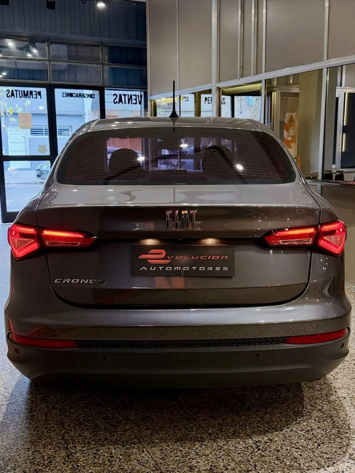 Fiat Cronos 1.8 Precision  2020 - foto 5
