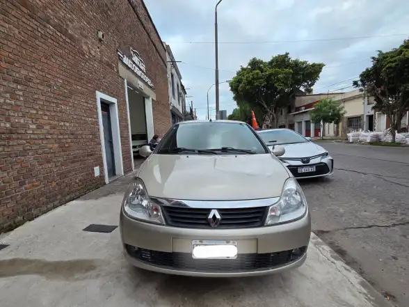 Renault Symbol 1.6 16V Authentique Pack Ii  2013 - foto 3