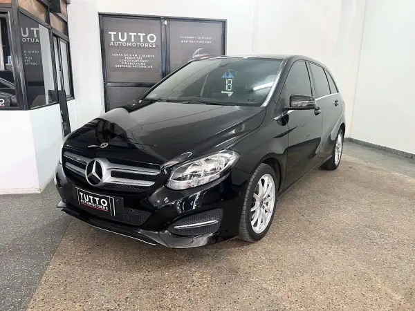 Mercedes Benz B 200 City Aut  2018 - foto 1