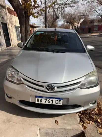 TOYOTA ETIOS 1.5 4 PTAS XS 2016 - foto 1