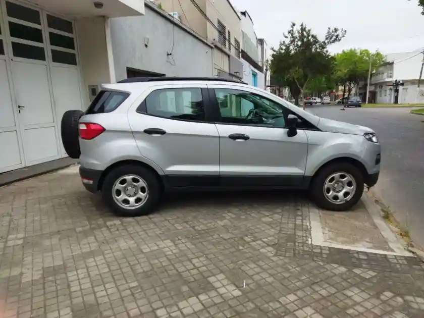 Ford Eco Sport 1.6 Titanium        L/13  2013 - foto 2