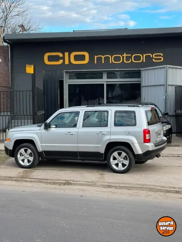 CHRYSLER JEEP PATRIOT  2.4 SPORT 2012 - foto 1