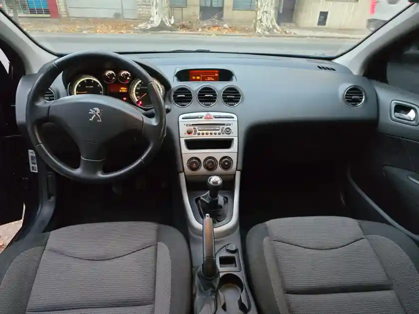 Peugeot 308 1.6 Active  2015 - foto 4