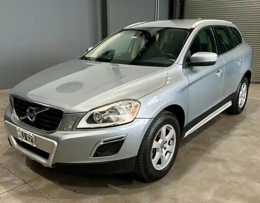 Volvo Xc 60 2.0 T5 High  2013 - foto 1