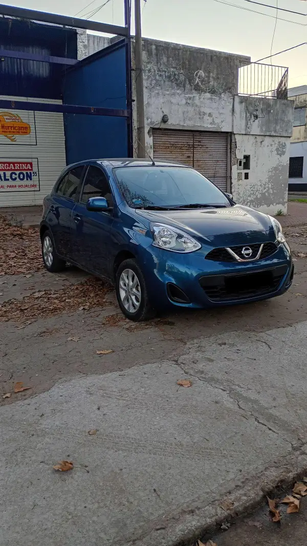 Nissan March 1.6 Sense Pure Drive  2017 - foto 1