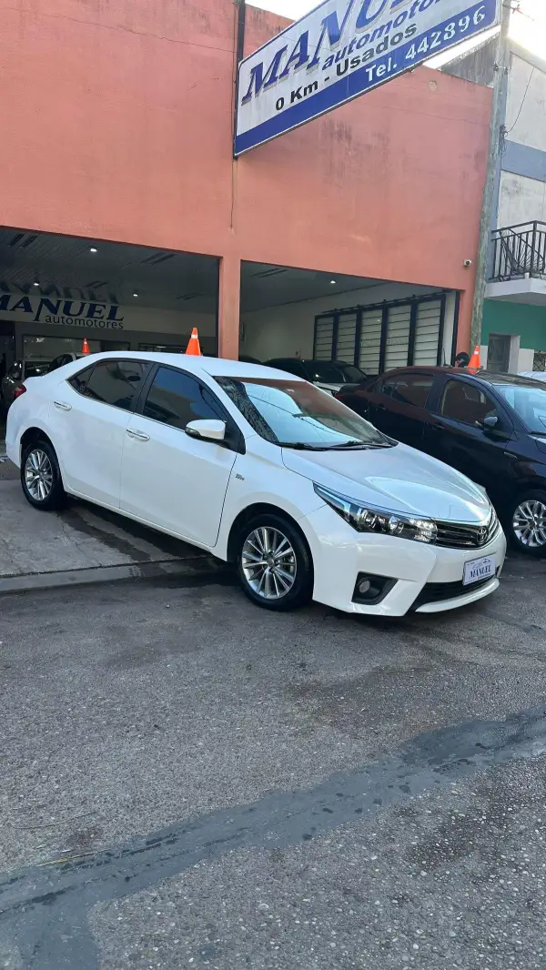 TOYOTA COROLLA 1.8 SE-G L/14 CVT 2017 - foto 1