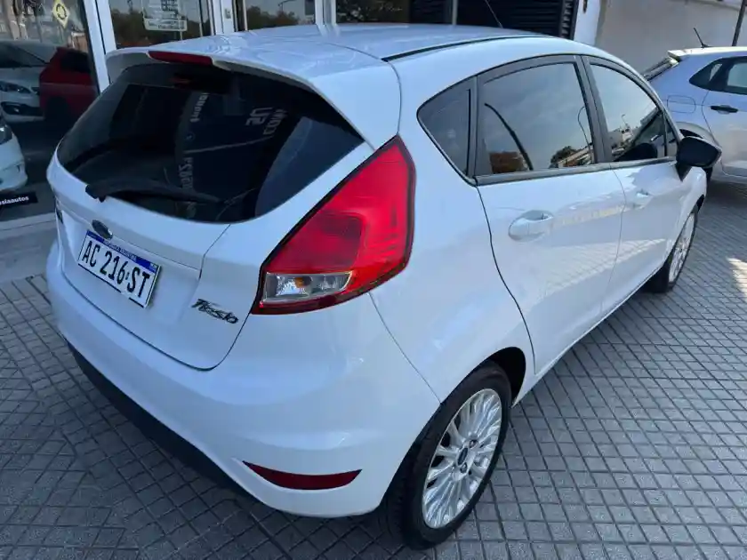 Ford Fiesta  1.6 5P Se             (Kd)  2018 - foto 5