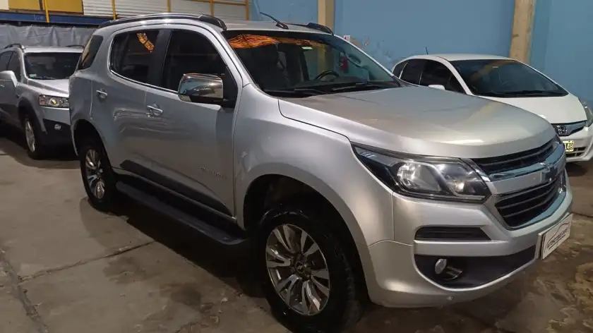 Chevrolet Trailblazer 2.8 4X4 Ltz Aut   L/17  2017 - foto 5