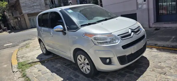 Citroen C 3 Picasso  1.6Vti Exclusive L/14  2015 - foto 1