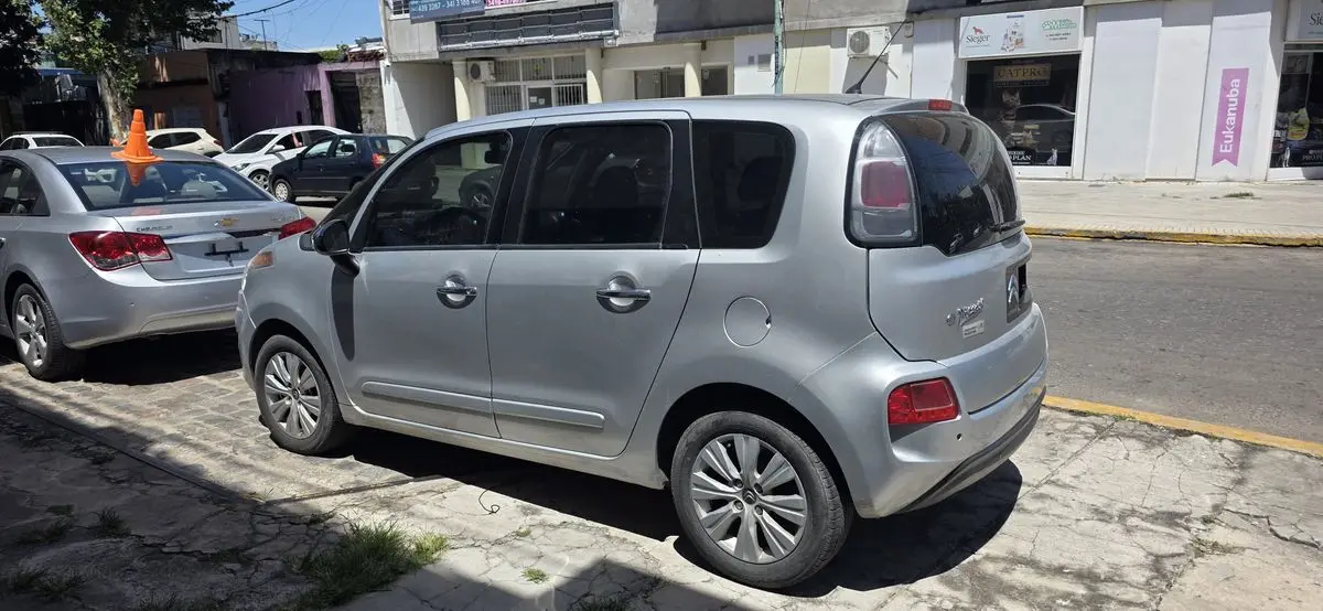 Citroen C 3 Picasso  1.6Vti Exclusive L/14  2015 - foto 2