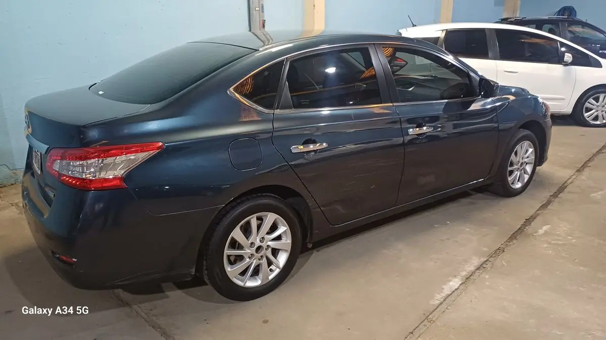 Nissan Sentra 1.8 Sense Pure Drive  2015 - foto 2