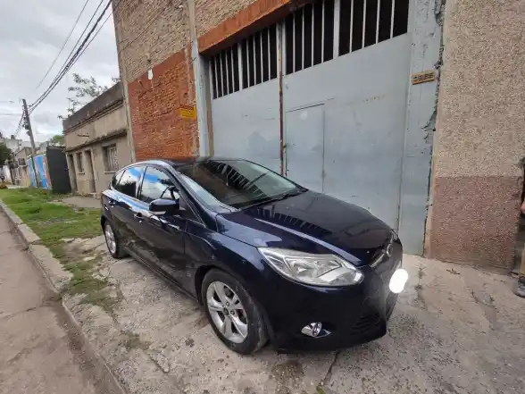 Ford Focus L/14 2.0 5 P Se Plus  2014 - foto 1