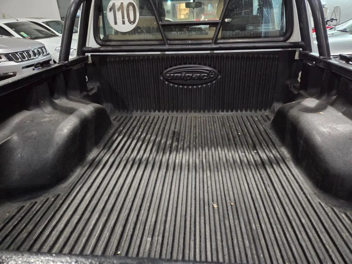 Ford Ranger 3.0 Tdi Dc 4X2 L/06 Xl  2008 - foto 4