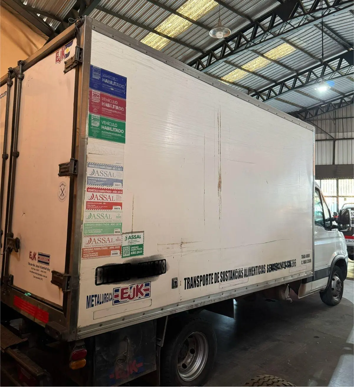 Iveco Daily 35C 14 Chasis  2011 - foto 3