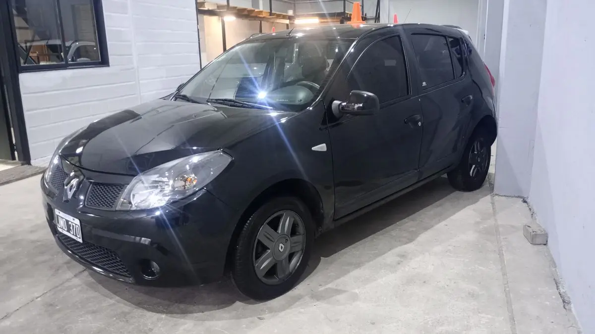 Renault Sandero 1.6  16V Get Up  2011 - foto 2