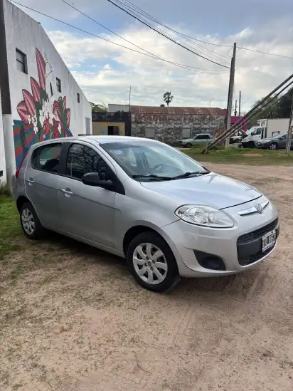 Fiat Palio 1.4 5 P Attractive  2012 - foto 1