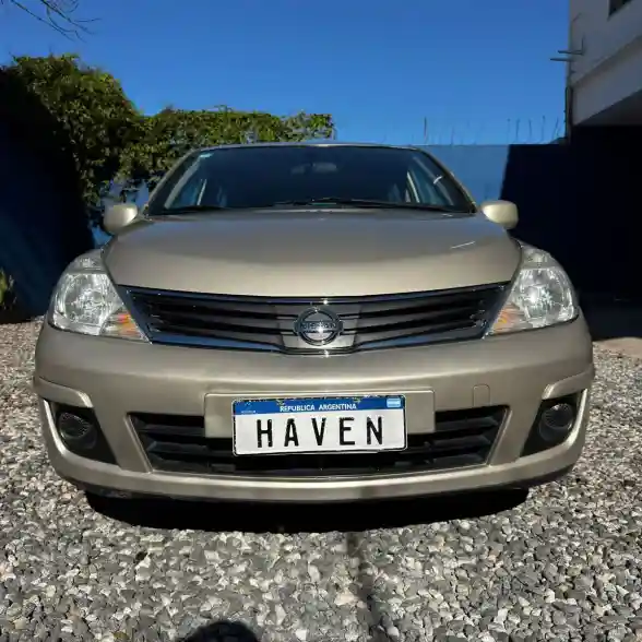 Nissan Tiida   1.8 5 Ptas Visia  2011 - foto 2