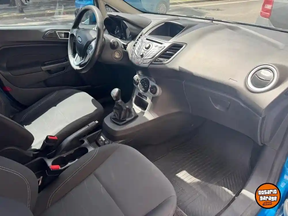 Ford Fiesta  1.6 5P S  Plus        (Kd)  2017 - foto 4