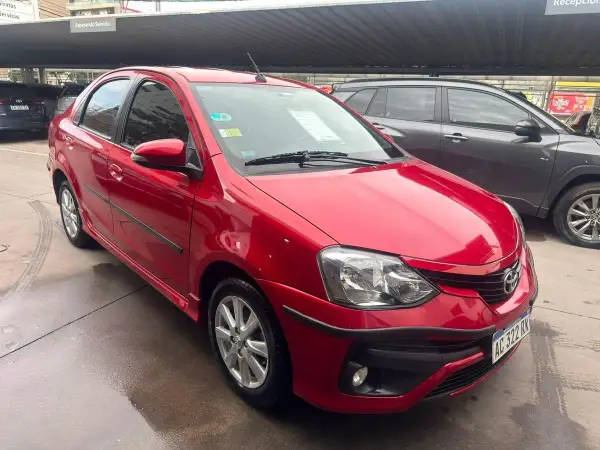 TOYOTA ETIOS 1.5 4 PTAS XLS 6MT 2017 - foto 1