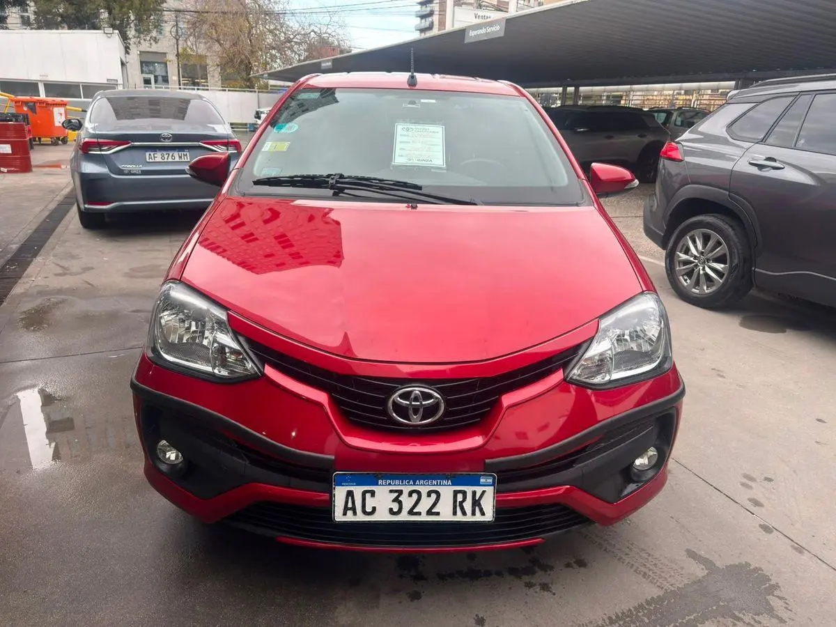 Toyota Etios 1.5 4 Ptas Xls 6Mt  2017 - foto 4