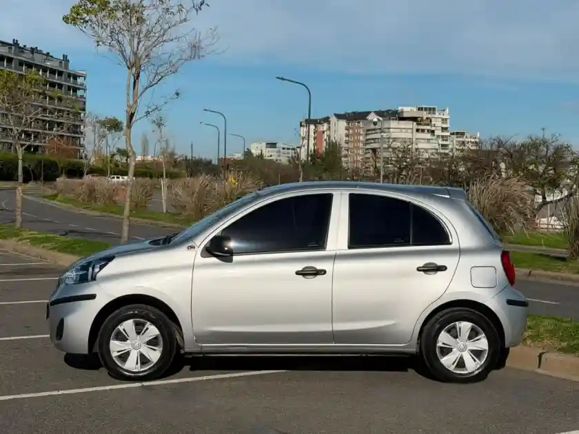 Nissan March 1.6 Active Pure Drive  2018 - foto 5
