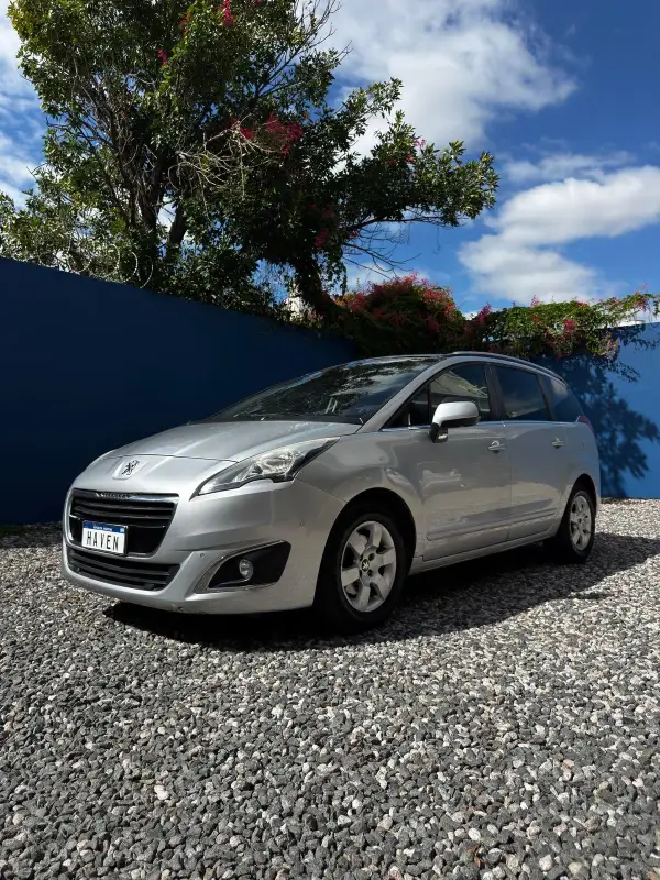 Peugeot 5008 1.6 Feline Tiptronic  2017 - foto 1