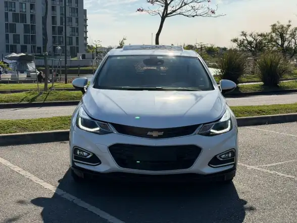 Chevrolet Cruze 1.4 5 Ptas Ltz+ Plus At  2019 - foto 2