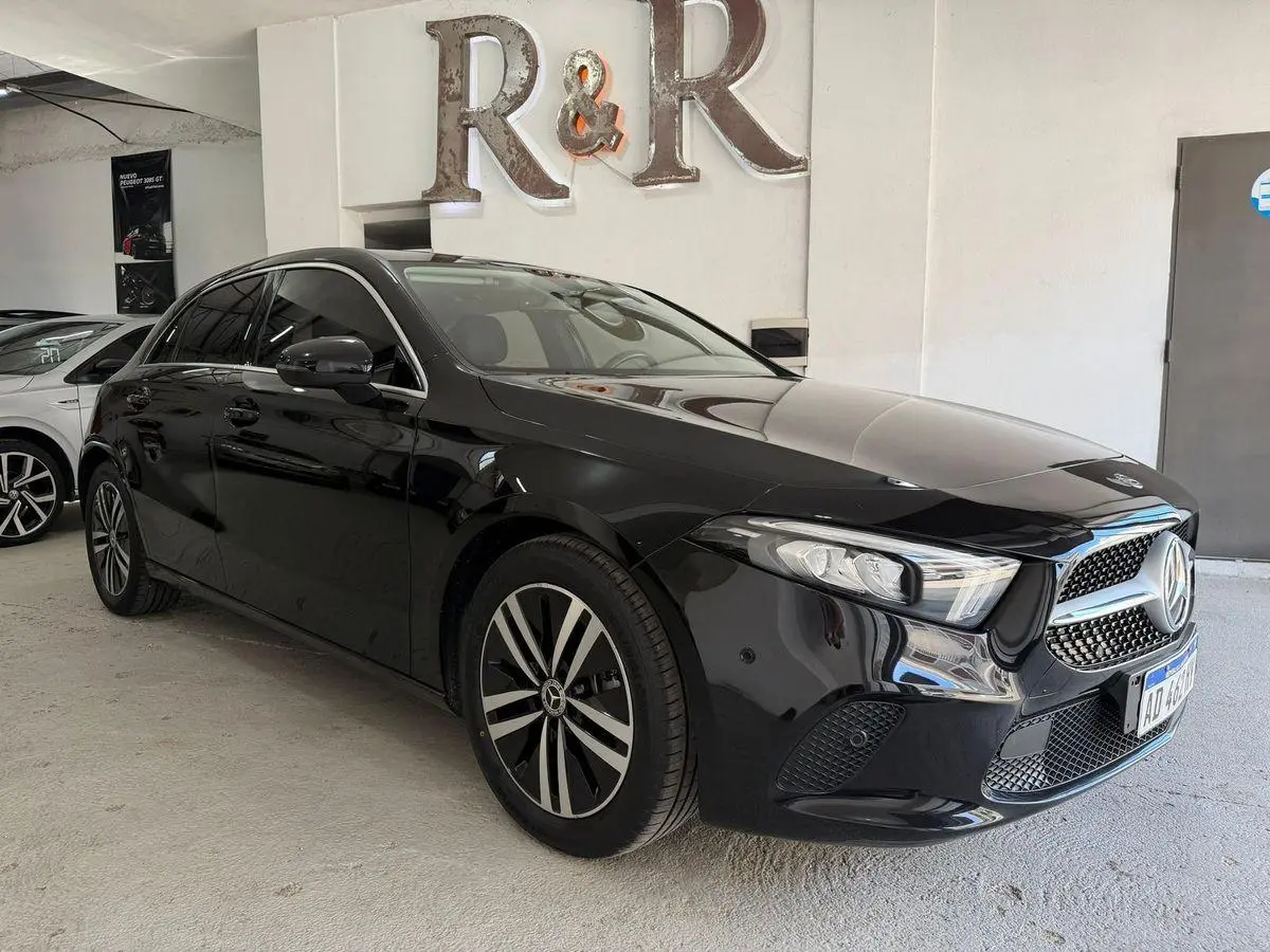 Mercedes Benz A 200 Sedan Progressive       L/19  2020 - foto 5