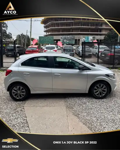 Chevrolet Onix 1.4 Joy Black L/22  2022 - foto 4