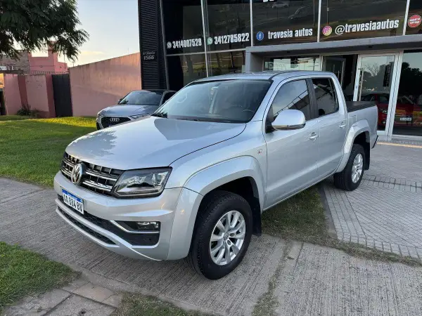 VOLKSWAGEN AMAROK 20TD 4X2 DC HIGHLINE 180HP   L17 2017 - foto 1