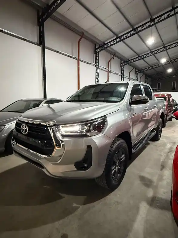 Toyota Hilux L/21 2.8 Dc 4X4 Tdi Srv At6  2021 - foto 3