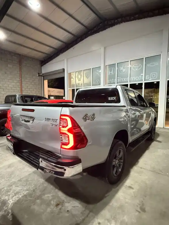 Toyota Hilux L/21 2.8 Dc 4X4 Tdi Srv At6  2021 - foto 4